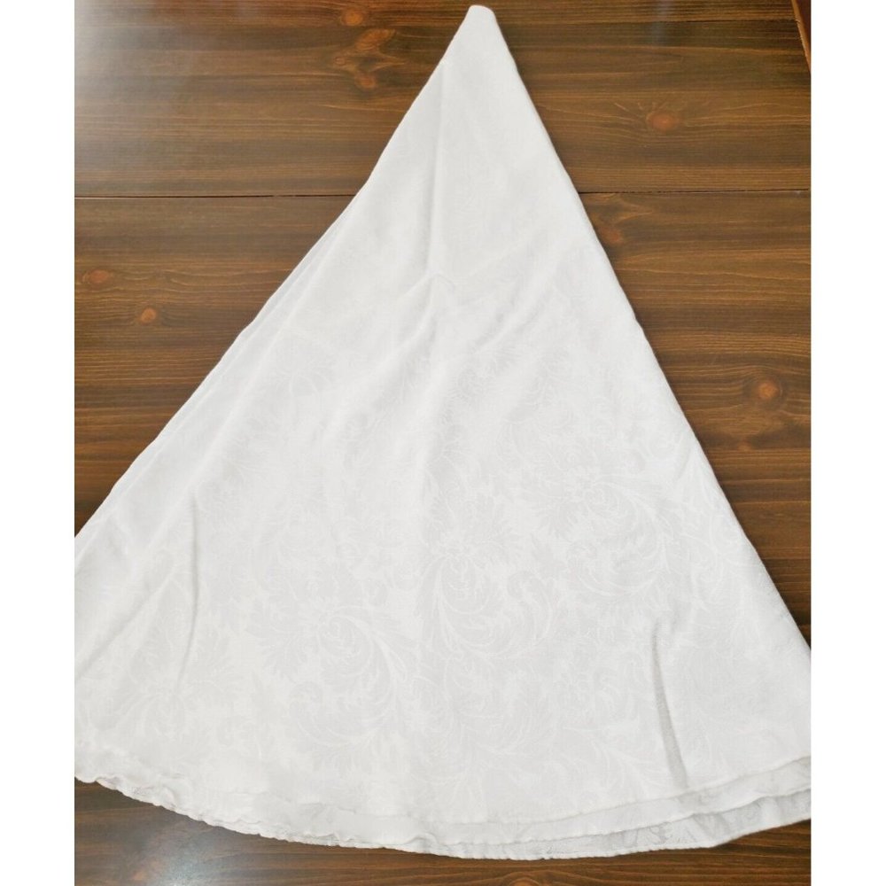 Vintage Tablecloth Round White Jacquard Floral Surged Edge 62" Diameter